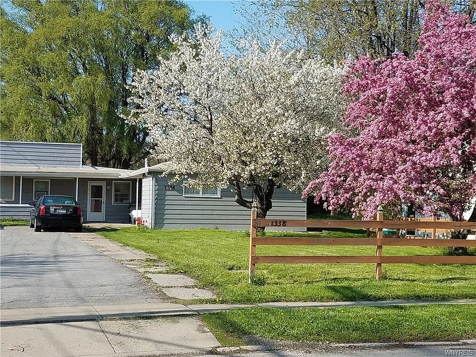 1st image of 1338 Lovejoy St