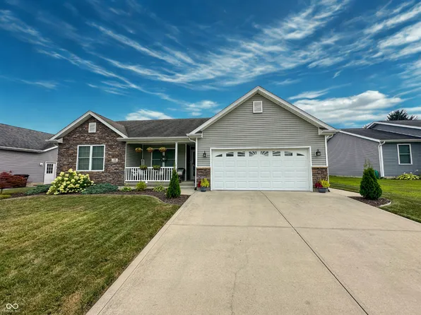 16 Hoosier Heights Dr, Batesville, IN 47006