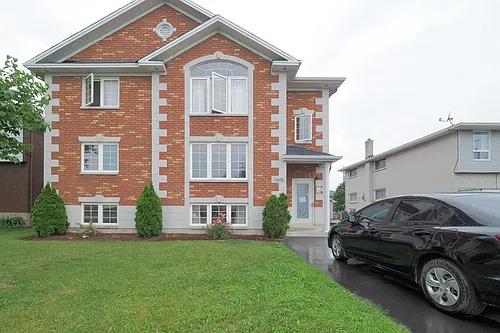 1678 Russell Rd #4 Photo 1