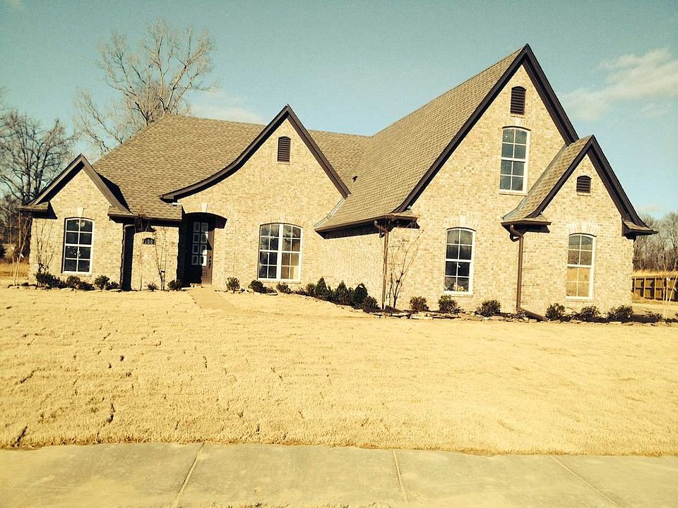 1st image of 100 Acadis Cir