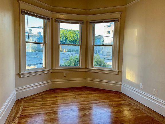 4th image of 327-329A Linden St #329