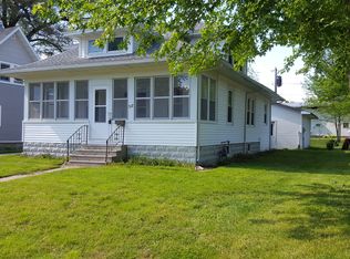 318 E Walnut St, Manly, IA 50456