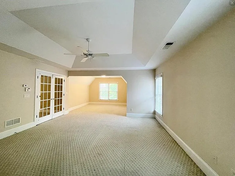 455 Wembley Cir — Photo 22