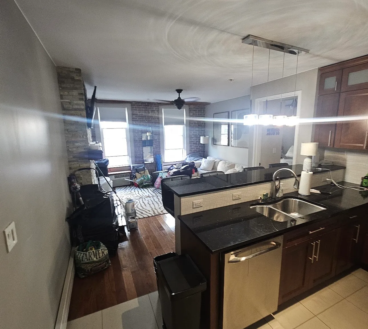2 bed, 1.5 bath, 900 sqft, $4,400 — Photo 4