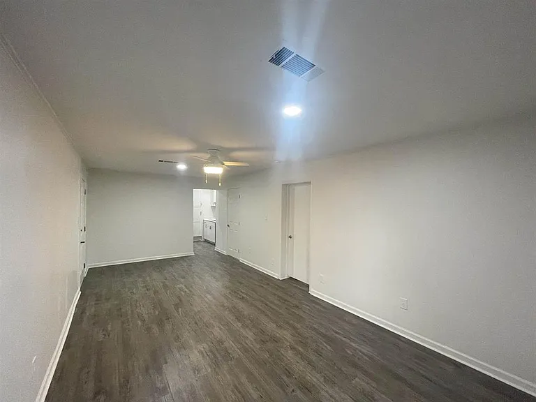 4967 Kimball Ave — Photo 9