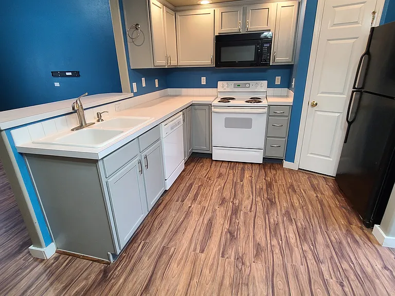 3404 E Rock Ct — Photo 6