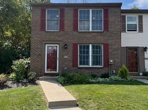 8062 Mill Creek Cir, West Chester, OH 45069
