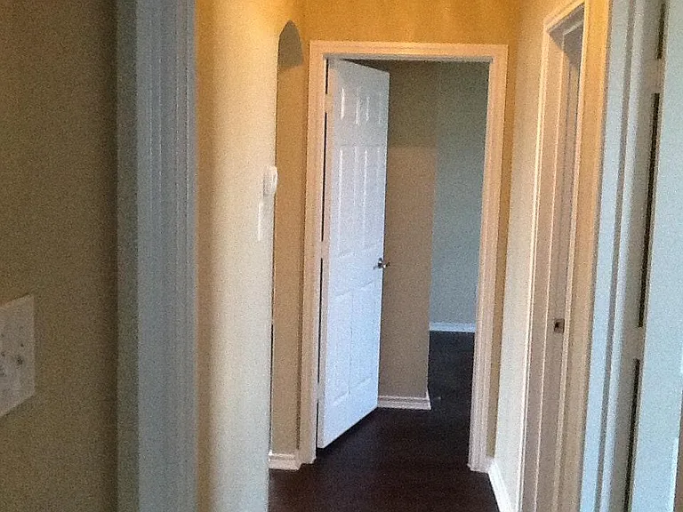 912 Poncho Ln — Photo 11