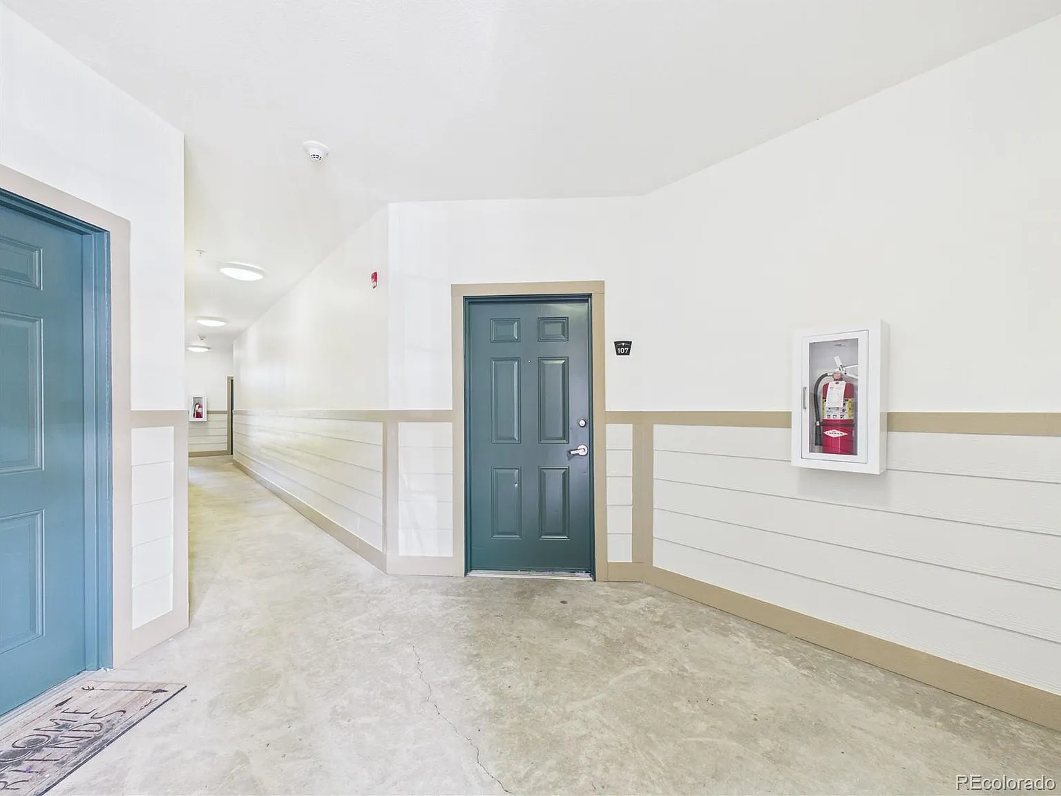 2 bed, 2.0 bath, 1174 sqft, $1,850 — Photo 3