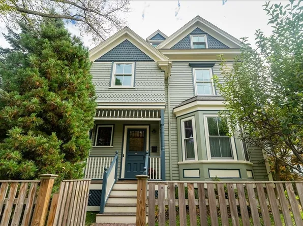 260 Lamartine St, Jamaica Plain, MA 02130