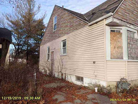 7381 Auburn