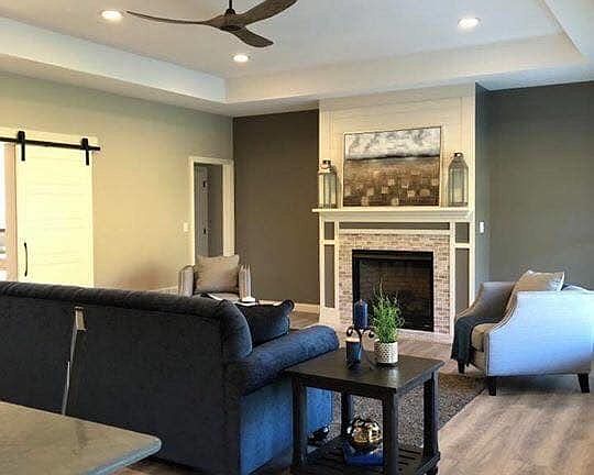 5th image of 100 Parkview Dr