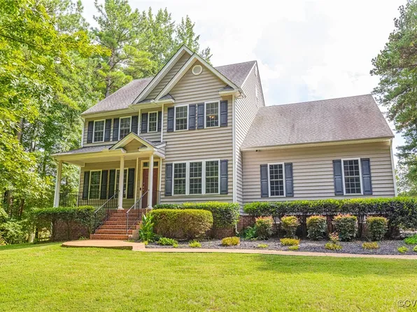 14471 Overlook Ridge Ln, Beaverdam, VA 23015