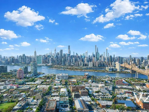 3 Court Sq APT 3912, Long Island City, NY 11101