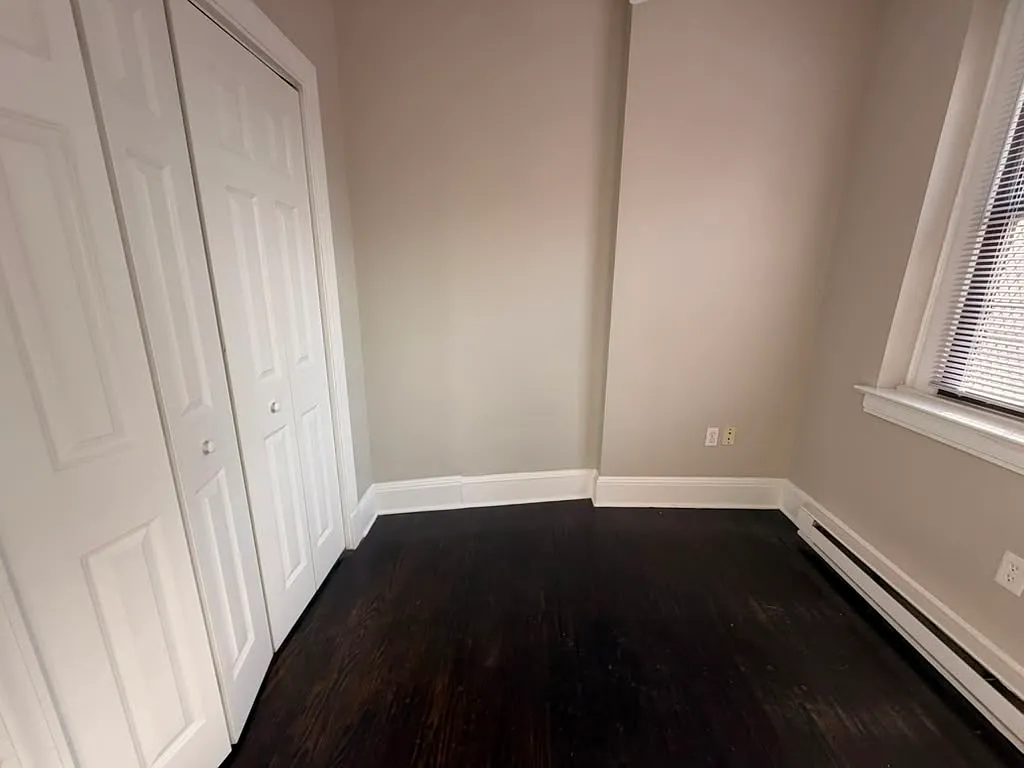 3 bed, 1.5 bath, $2,150 — Photo 4