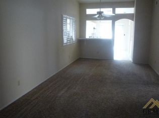 9521 Thoreau Ave, Bakersfield, CA 93311