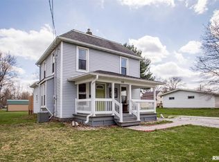 408 NE 5th St, Aledo, IL 61231