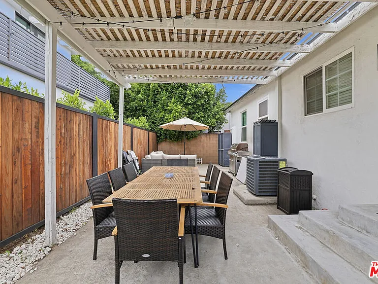 12500 Miranda St — Photo 13