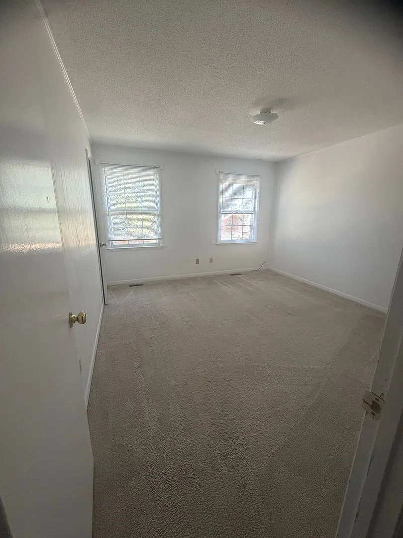 Charming 2bd 1.5ba — Photo 2
