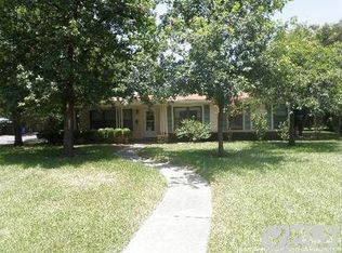 703 Robinhood Pl, San Antonio, TX 78209