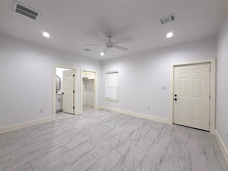 6708 Conley St #B — Photo 14