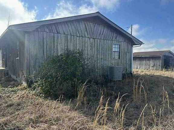 3rd image of 287 County Road 147