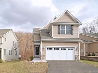 7 Forest Way #7, Bethel, CT 06801