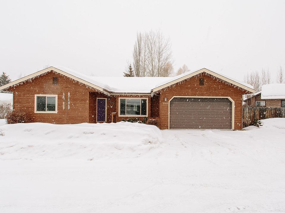 1st image of 2160 Lilac Ln