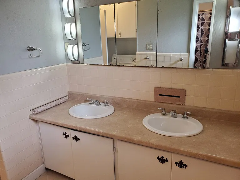1711 SW Kent Pl — Photo 19