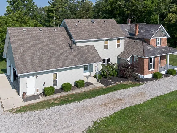 9201 Winters Rd, Roanoke, IN 46783