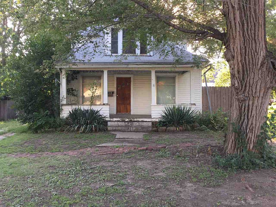1st image of 209 N Maple St