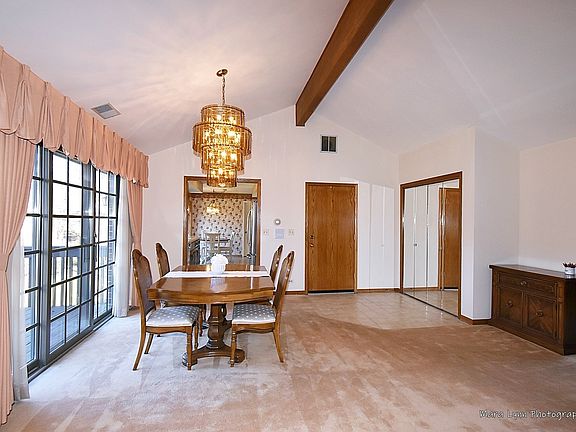5th image of 42 Queens Ct