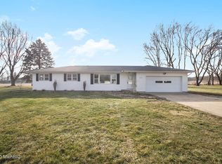 58538 W Pleasant View Ct, Three Rivers, MI 49093