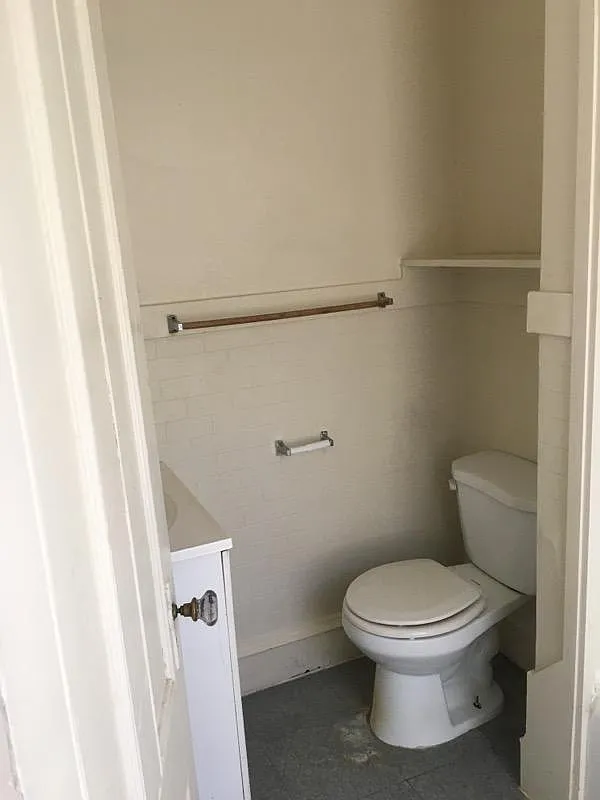 55 Carver St — Photo 2