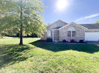 355 Southfork Dr, Crawfordsville, IN 47933