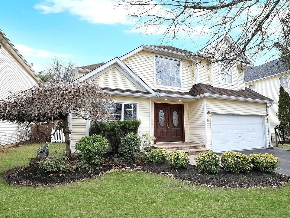 26 Honeysuckle Ct, Melville, NY 11747 Zillow
