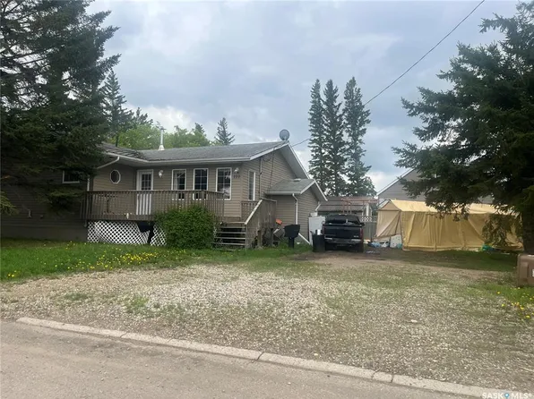 100 1st AVENUE SW, Wadena, SK S0A 4J0