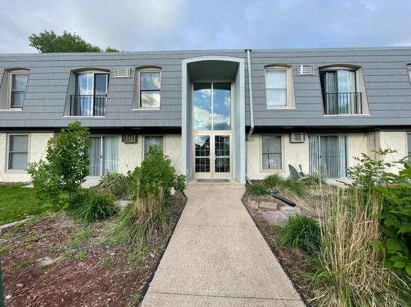 813 11th Ave S APT 6, Hopkins, MN 55343