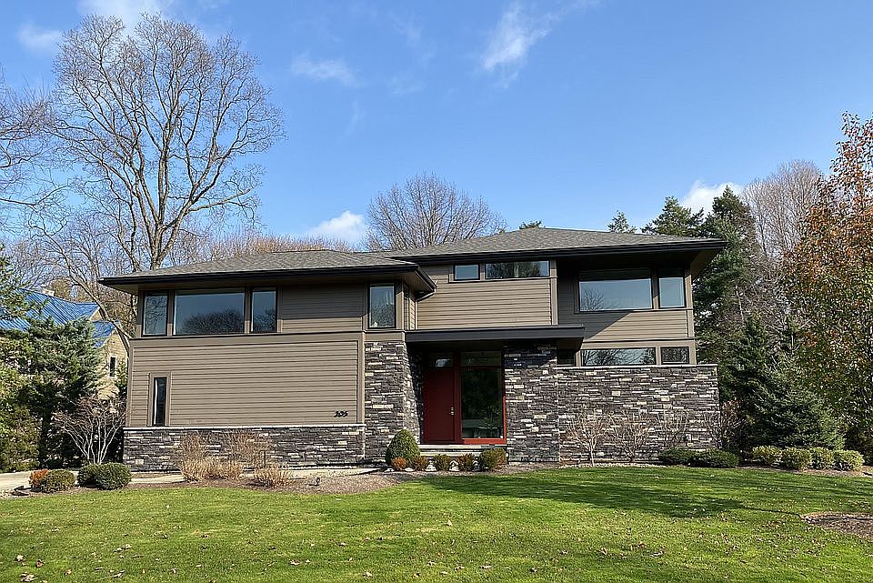 1st image of 205 Lakehurst Dr