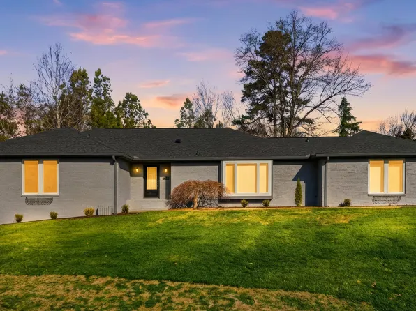 755 Golf View Dr NW, Cleveland, TN 37312