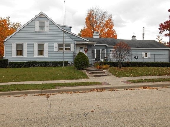 4th image of 1403 Edgewater Blvd