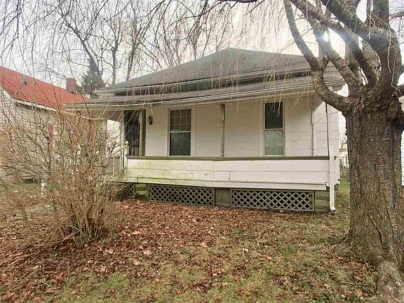 2nd image of 1611 C Ave