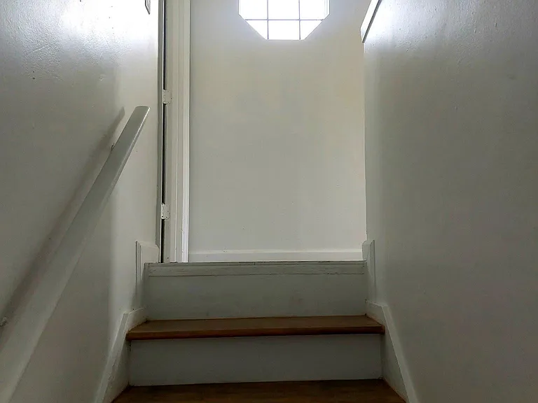 1004 Clay St — Photo 20