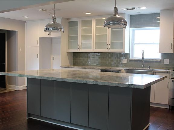 4th image of 10803 Elmdale Dr