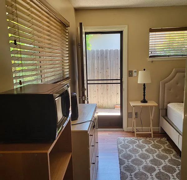 5182 Jay St — Photo 3
