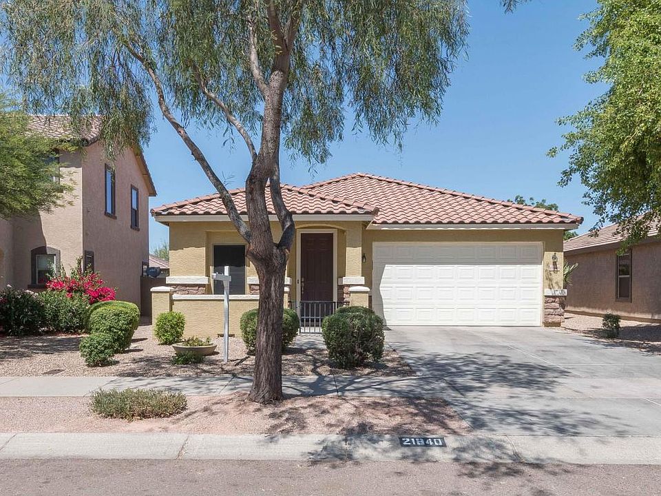 1st image of 21840 E Creosote Dr