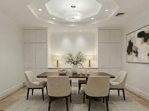 4th image of 9 E 62nd St #4F