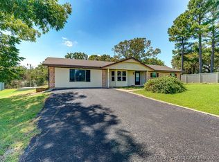 211 Byng Dr, Ada, OK 74820