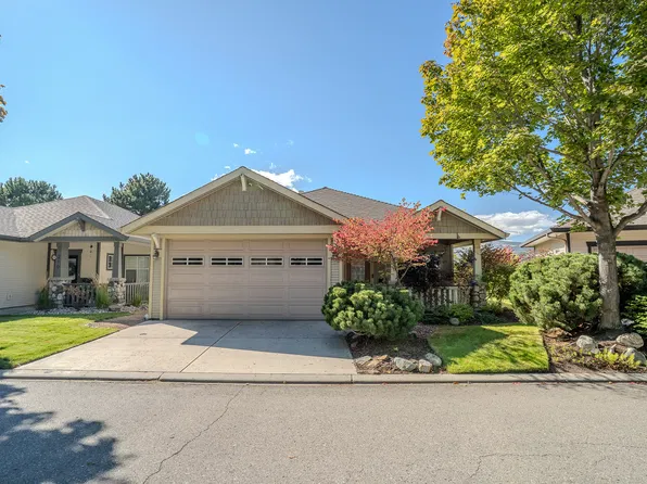 208 Sagewood Dr, Kamloops 1, BC V2H 1R1