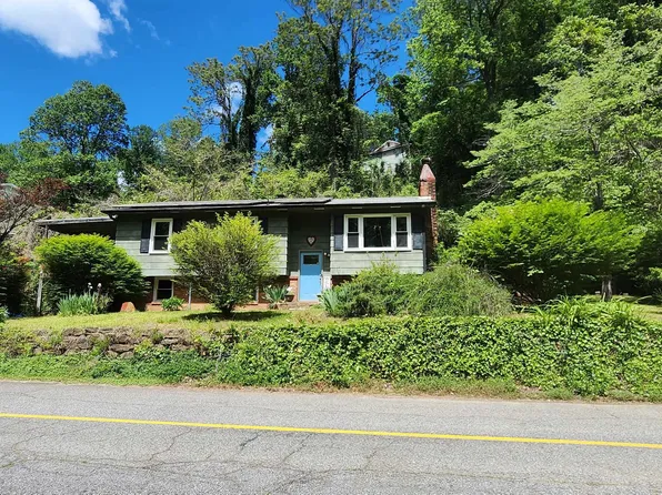 395 E Howard St, Tryon, NC 28782